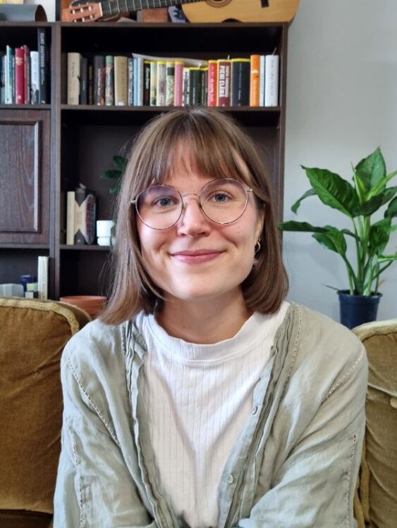 Janina Kuva Muutettu Keskisuureksi